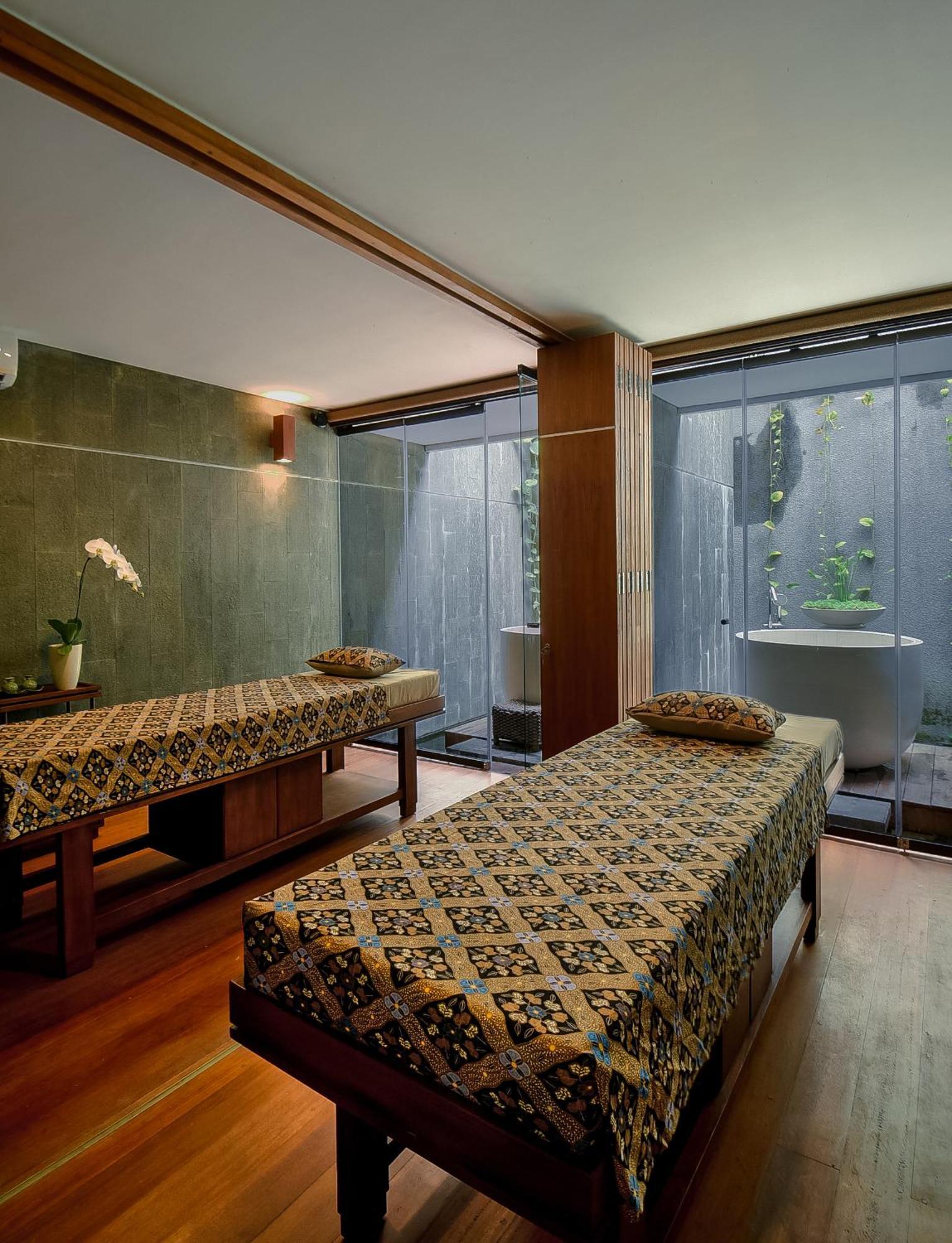 Japa & Resort